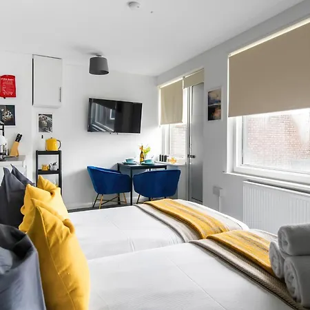 Livestay Affordable En-suite Studio In London, N14 Guest house East Barnet