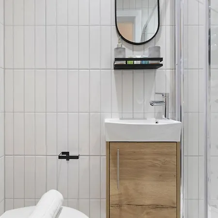 Chic Pad: Modern Retreat * London