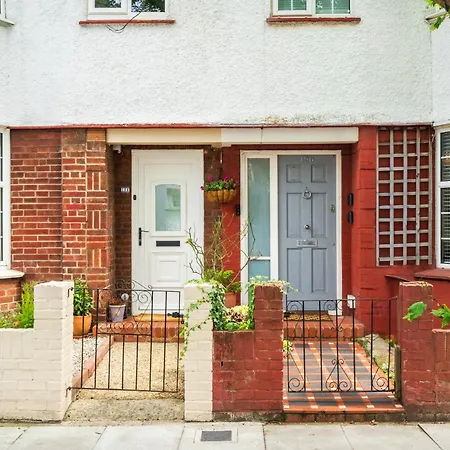 Entire House In Wimbledon London