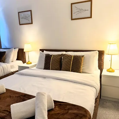 The Emirates Stadium Apartment *