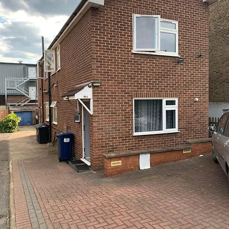 Amazing En-suite In Finchley アパート