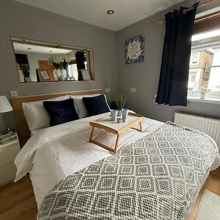 アパート Amazing En-suite In Finchley