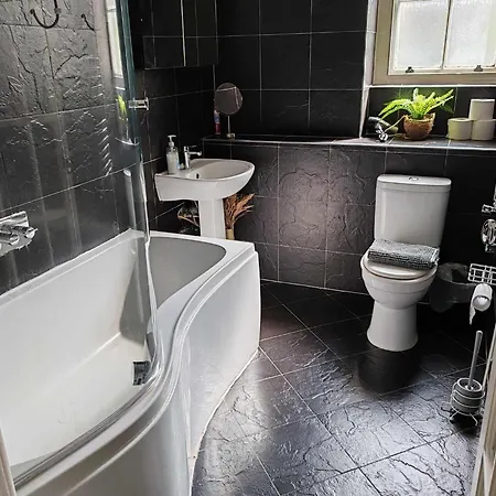 One Bedroom By Bayswater, Hyde Park * Londra