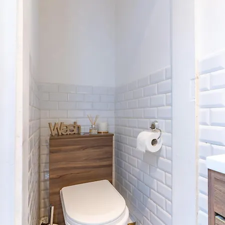 Cosy Studio Islington Apartment London