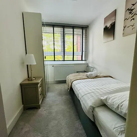 Goulden House A Homestay