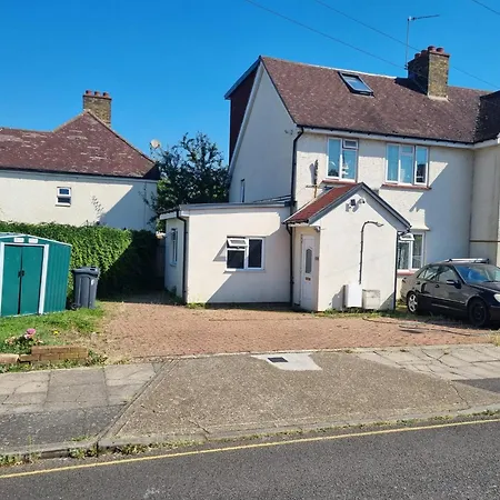 Cosy, Quiet, Flat Isleworth