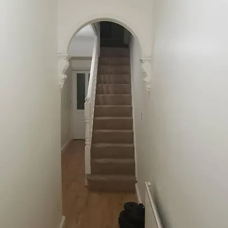 Spacious 3 Bedroom House 30mins From London Bridge Belvedere