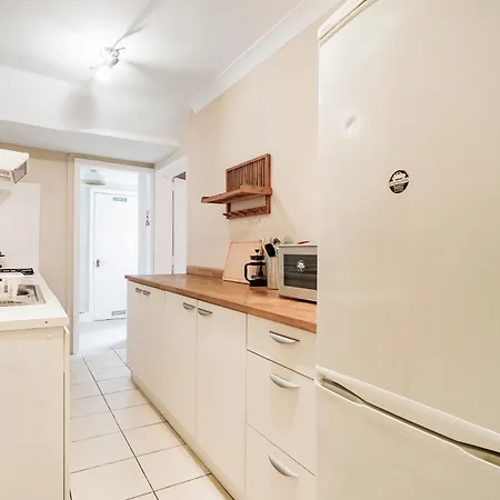 Apartment The Earl's Court Wonder - Adorable 1bdr Flat With Terrace *