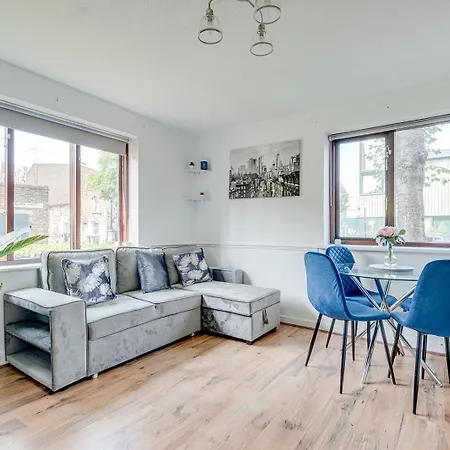 Apartment Canadawater-2bedroom-1bathroom-wifi-free Parking *