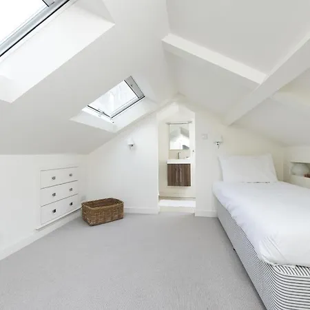 Perfect Kensington Mews House - Quiet Location London