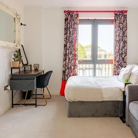 Fmss Urban Escape Apartment