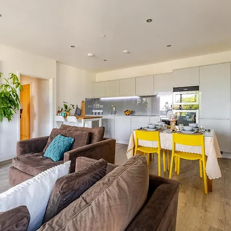 Fmss Urban Escape Apartment *