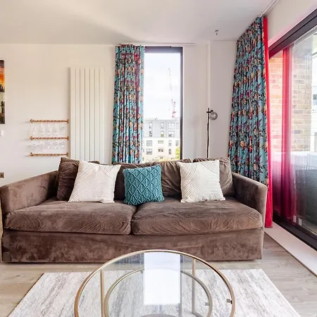 Apartment Fmss Urban Escape *