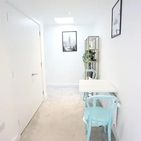 Apartment Luxury With 5 Bedrooms London