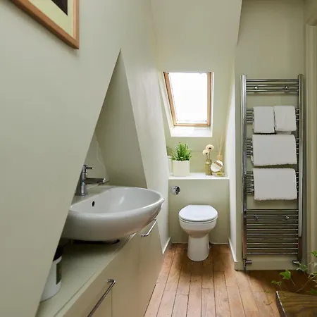 The Kilburn Arms Crib - Chic 2bdr House With Study Apartment *