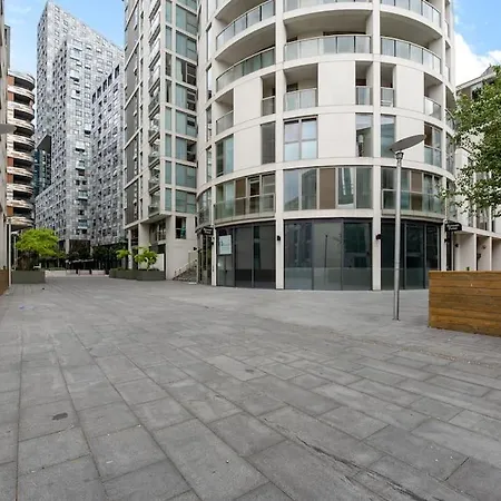 Canary Wharf By Capital Apartment