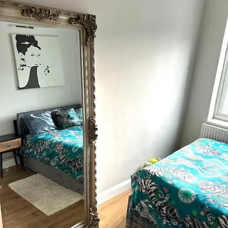 Stylish Notting Hill Apartment London