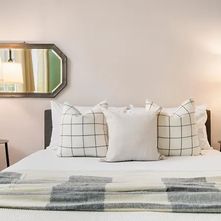 Comfortable 2 Bedroom In Shoreditch Apartment London