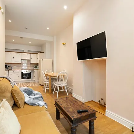 Comfortable 2 Bedroom In Shoreditch