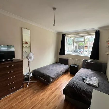 Huge And Affordable 3 Bedroom Flat In Hammersmith For 7 People With Welcome Breakfast Apartamento *