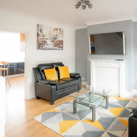 Riverside Thames & O2 Arena Retreat - Luxury 2bhk Holiday home