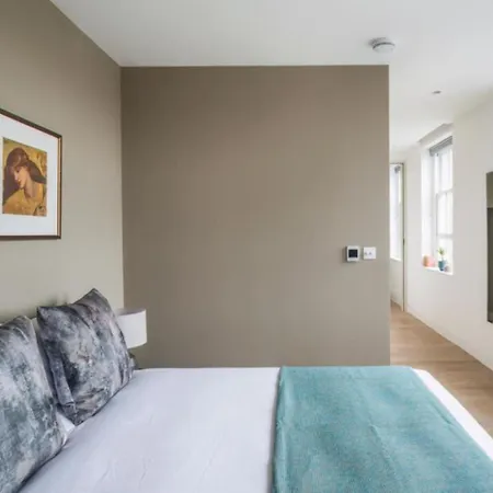 Wells Court By Aeria Apartment *