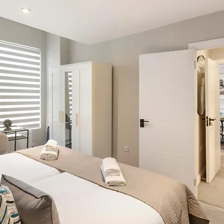 Earthy Elegance Stylish 4br For Urban Escapes Apartment