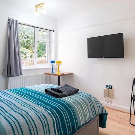 2 Bed, Wembley, Ealing,