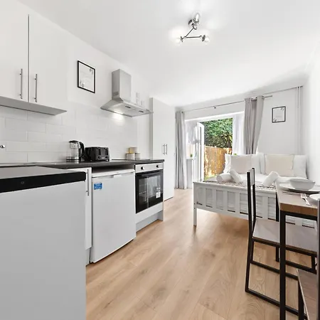 The Kensal - Cosy Long Term