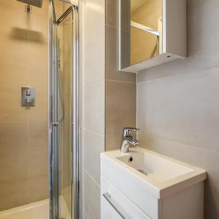 Lovely With Park View In Camden Kings Cross Zone1 Apartment *
