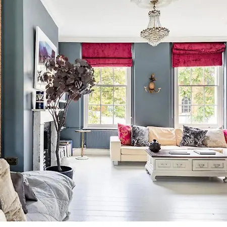 Apartment Magical Georgian Maisonette, Angel, Islington
