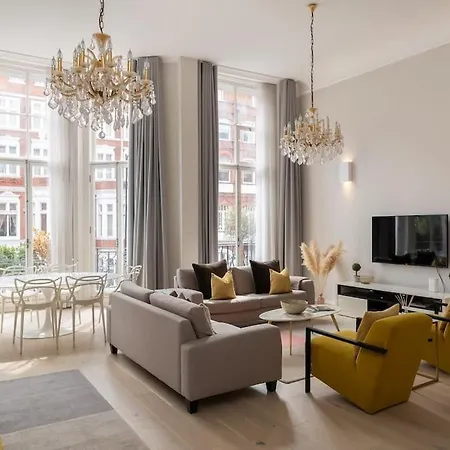 Presidential With 14ft High Ceilings & Private Elevator Apartment