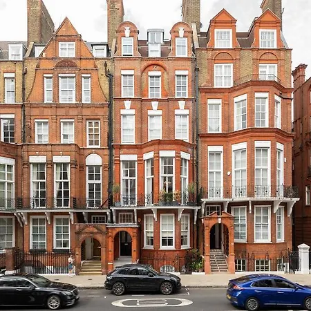 Apartment Presidential With 14ft High Ceilings & Private Elevator *