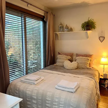 Apartment Beautiful Garden View *