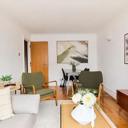 The Kingsland Place - Adorable 2bdr Flat