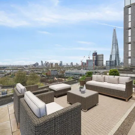 Apartment Stunning Duplex Penthouse Over 2200 Sq Ft Sleeps 8 With Jacuzzi Rooftop Views Of The City