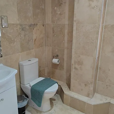 Luxury Two Bedroom In Bayswater 公寓