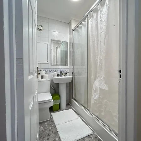 アパート Posh 2 Bedroom Living Kitchen 2 Bathroom *
