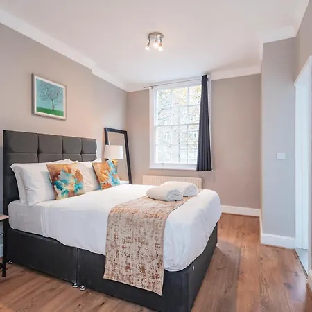 Hyde Park Modern لندن