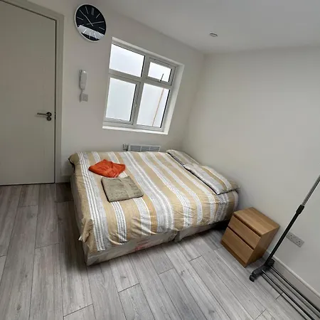 Westmoreland 2 * London