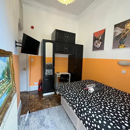 Central, Compact And Fashion Flat For 4 People With Breakfast In Kensington Zone 1 * London