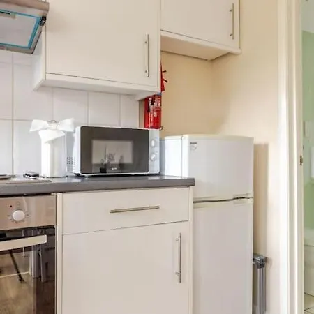 Apartment Beautiful Flat In Morden Near Wimbledon *