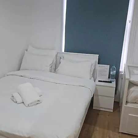 Knightsbridge Apartment