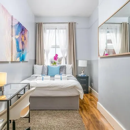Cozy 1 Bed For 4 Paddington Apartment