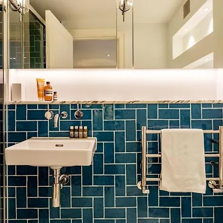 Stunning Notting Hill 3 Bed With Air Con Hébergement de vacances