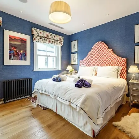 Stunning Notting Hill 3 Bed With Air Con *