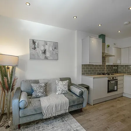 West Holiday home Bromley