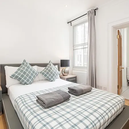 Grosvenor Mayfair Apartment *