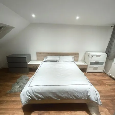 Homestay Spacious Private In Vibrant South London *