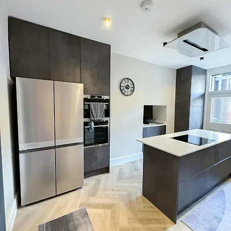 Lux 4 Bedroom In Baker St Near Regent's Park Apartment London